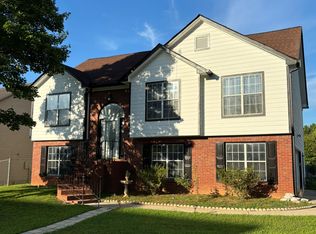 947 Martin Heights Dr, Lawrenceville, GA 30044