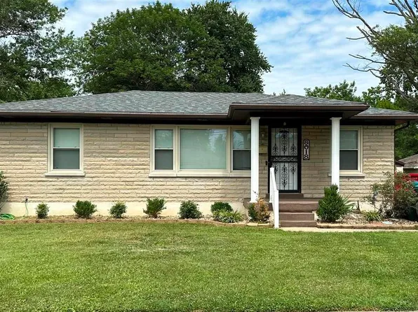 8018 N Blake Ln, Louisville, KY 40258