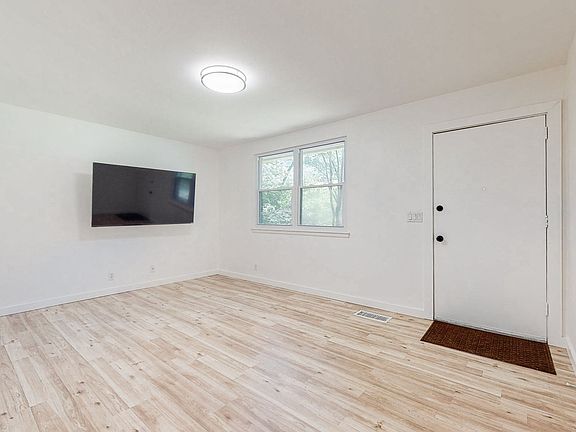 4th image of 7208 Timberlane Dr