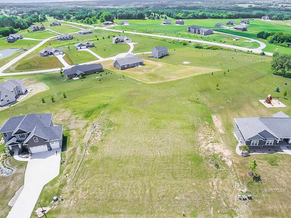 1st image of Macbride Pl NE Lot 14