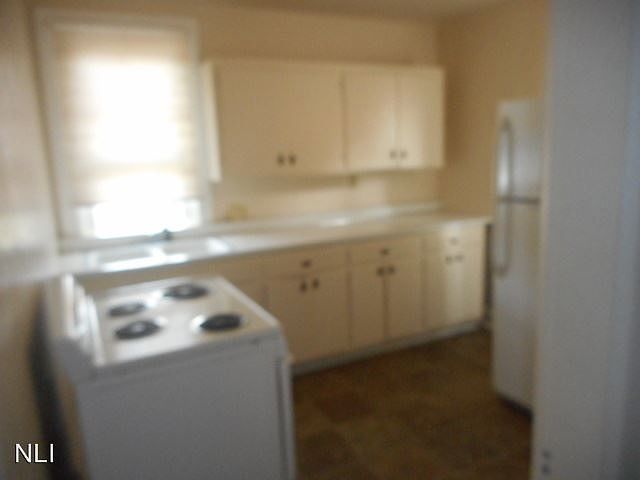 2nd image of 1016 Oneida St