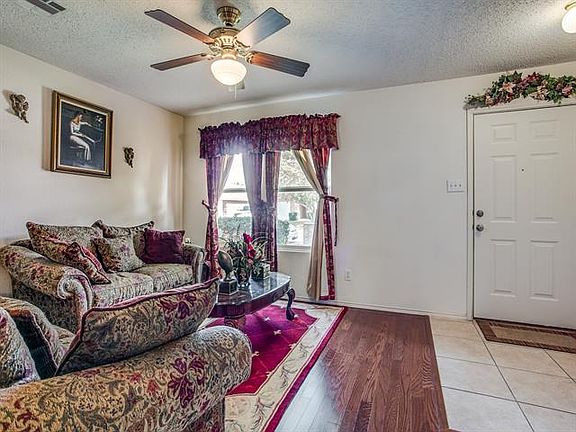 3rd image of 5305 Newcastle Ln