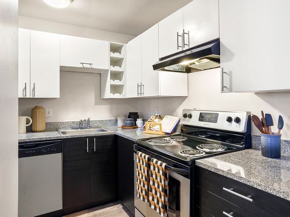 1251 S Bellaire St #4-504