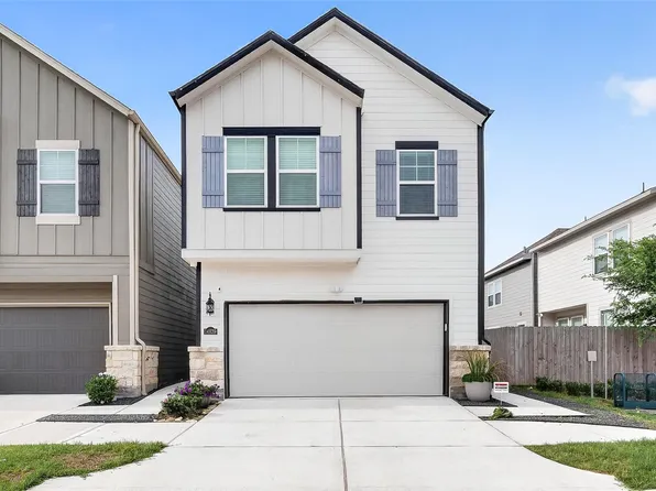 14839 Slow River Ave, Houston, TX 77082