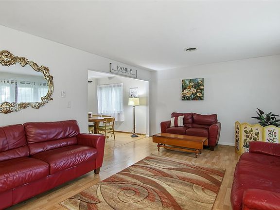 2nd image of 2316 5th Street