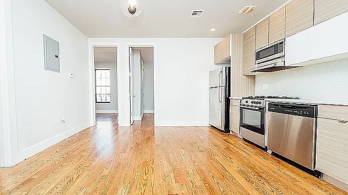 1st image of 1442 Pacific St #2A