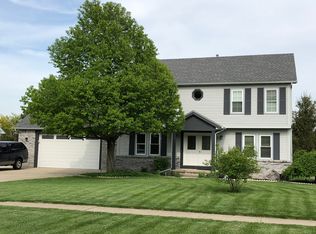 831 Waterville Monclova Rd, Waterville, OH 43566