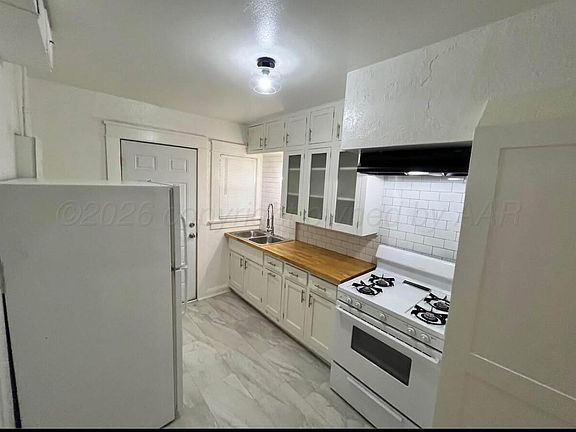 5th image of 701 SW 15th Ave