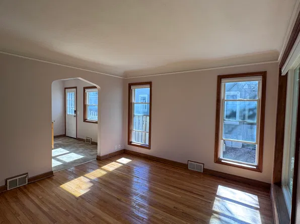 4419 Cedar Ave S, Minneapolis, MN 55407