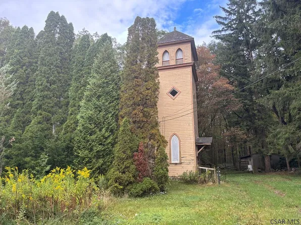 3681 Huckleberry Hwy, Berlin, PA 15530