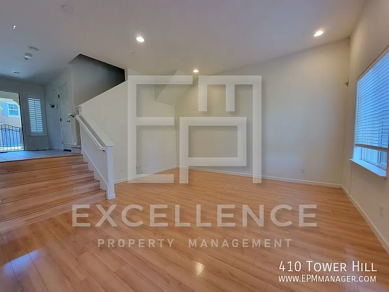 410 Tower Hill Ave — Photo 4