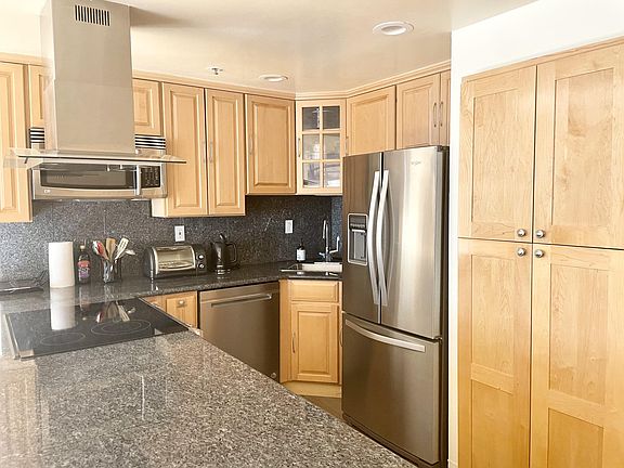 3rd image of 201 Harrison St APT 510