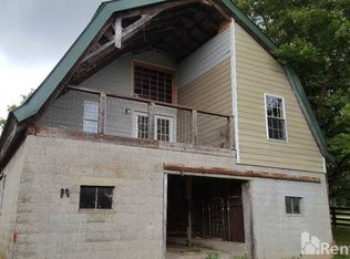 1410 E Moody Ln, Crestwood, KY 40014
