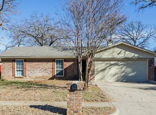 5719 Myers Rd, Arlington, TX 76017
