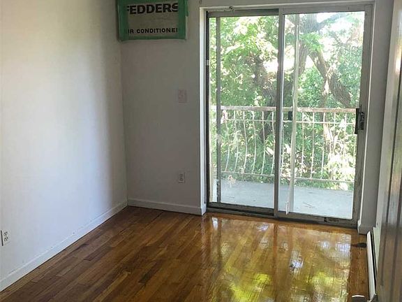 2nd image of 33-02 Union St Floor 4