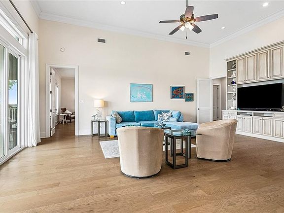 5th image of 52 Treasure Isle Rd N