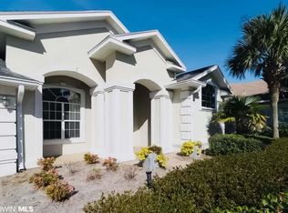 24 Lagoon Dr, Gulf Shores, AL 36542