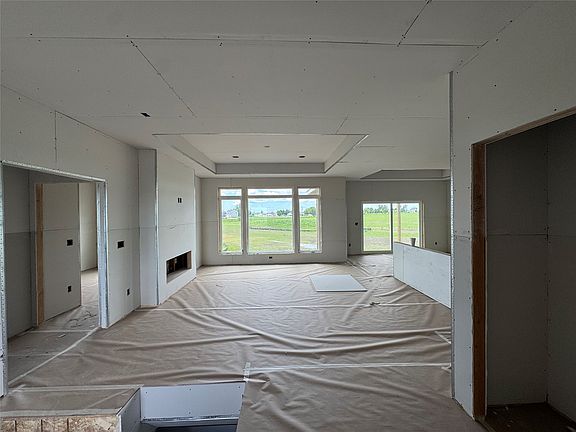 3rd image of 4162 3rd Ave SE