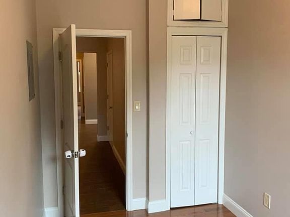 4th image of 8304 13th Ave #2