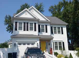 92 Crosstown Ave, West Roxbury, MA 02132