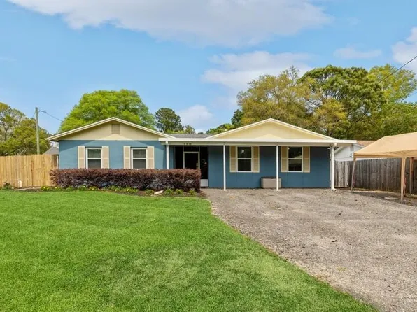 71 7th Ave, Shalimar, FL 32579