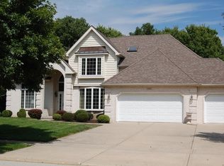 1107 Cambridge Ln, Shorewood, IL