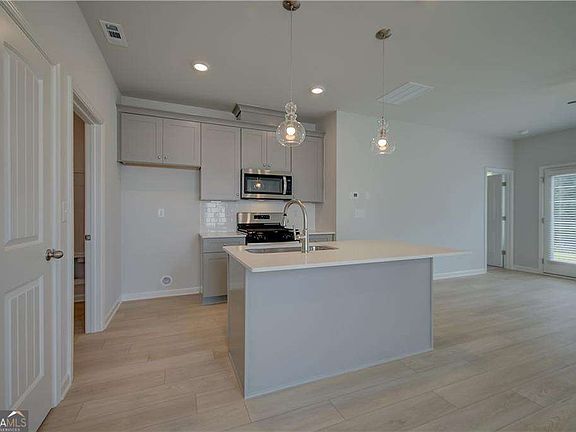 6th image of this home