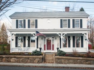 30 West St, Barre, MA 01005