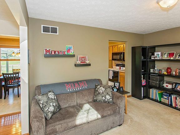 5th image of 3554 Winter Hill Dr