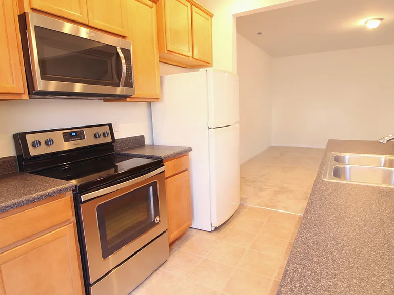 216 Cross Blossom Rd — Photo 5