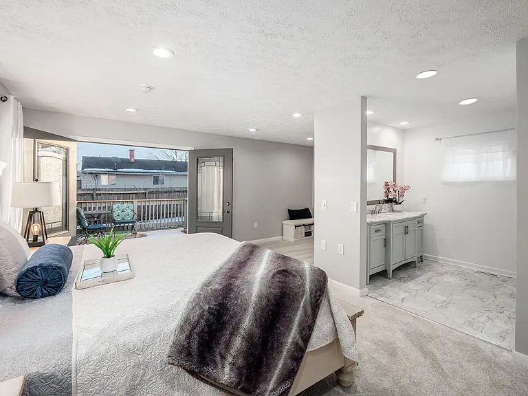 2545 Vanderberg Ave — Photo 12