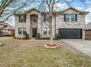 115 Long Prairie Dr, Forney, TX 75126