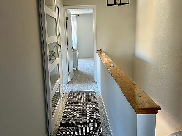 460 Moonridge Dr — Photo 9