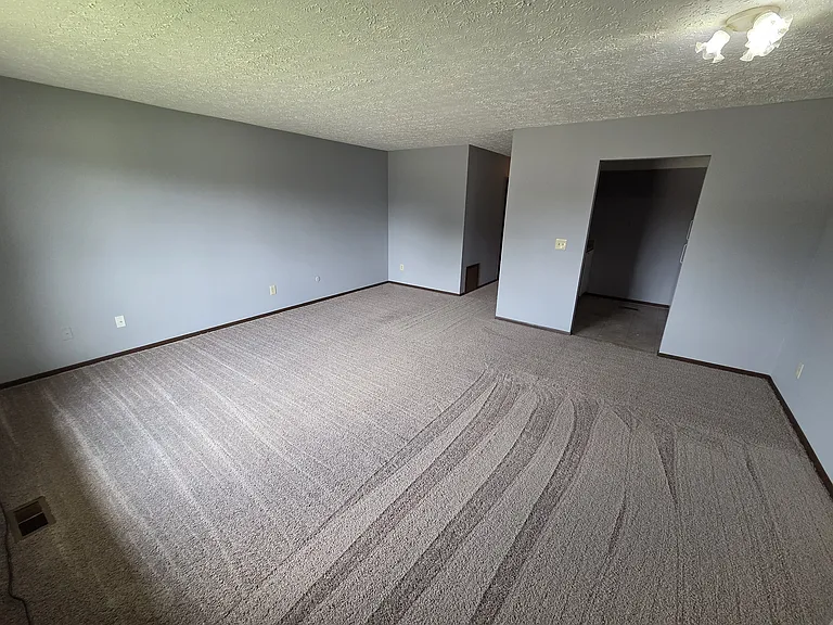 1172 Redbluff Dr #C — Photo 2