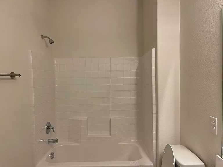 5405 Fairdale Dr — Photo 10