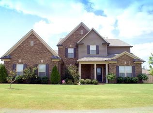 387 Sterling Ridge Dr, Atoka, TN 38004