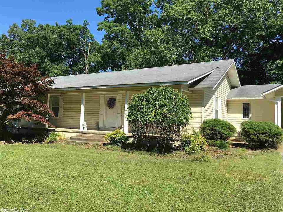 1st image of 125 Pool Dr