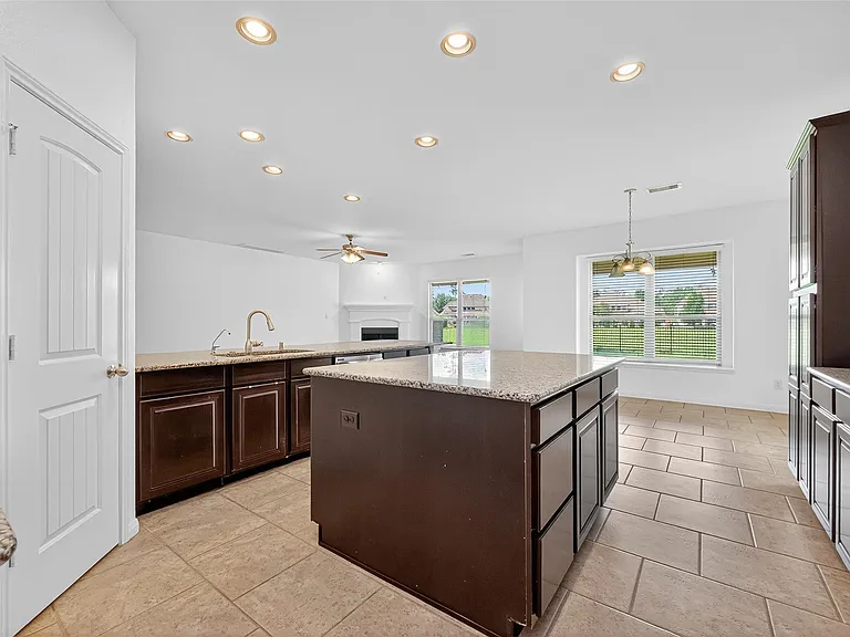 83 W Wading Pond Cir — Photo 19
