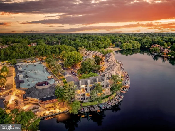 11302 Harbor Ct #1302, Reston, VA 20191