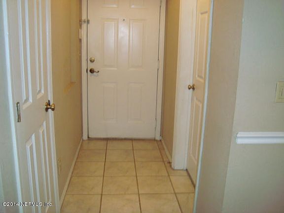 5th image of 13810 N Sutton Park Dr #437