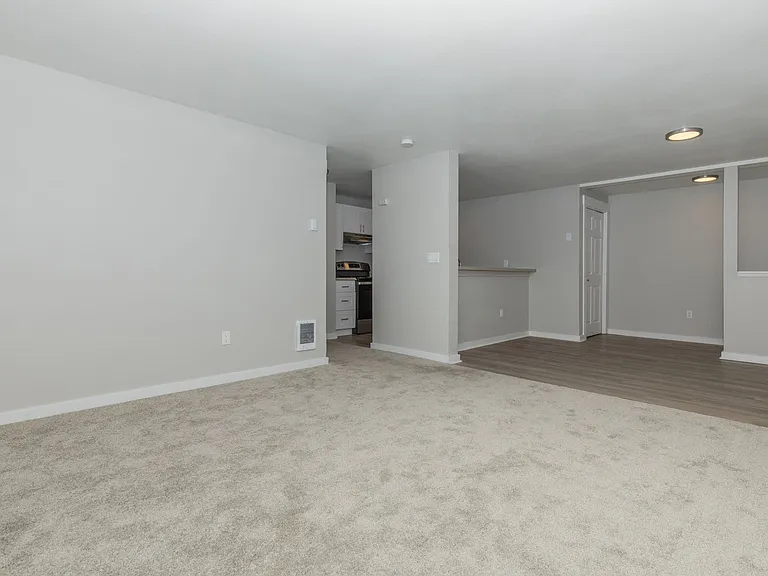 Alcove Apartment — Photo 19