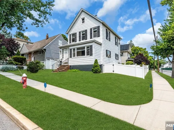 200 Cedar St, Ridgefield Park, NJ 07660
