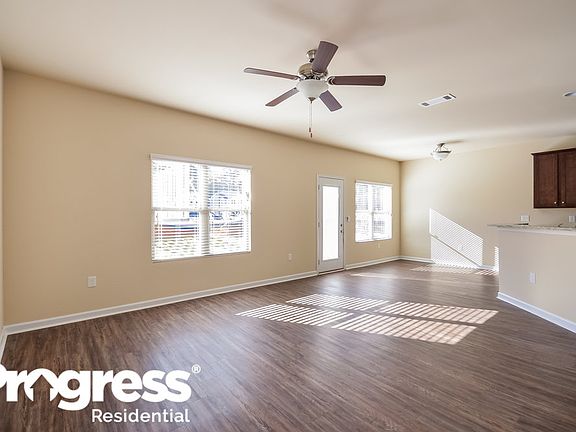 2nd image of 1233 Faye Ct