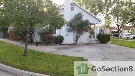 5th image of 4321 E Illinois Ave