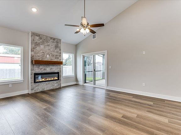 5th image of 4422 N Sunny Cir