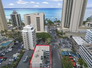 135 Uluniu Ave APT 301, Honolulu, HI 96815