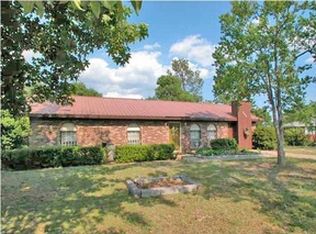 304 Forrest Pkwy, Crestview, FL 32539