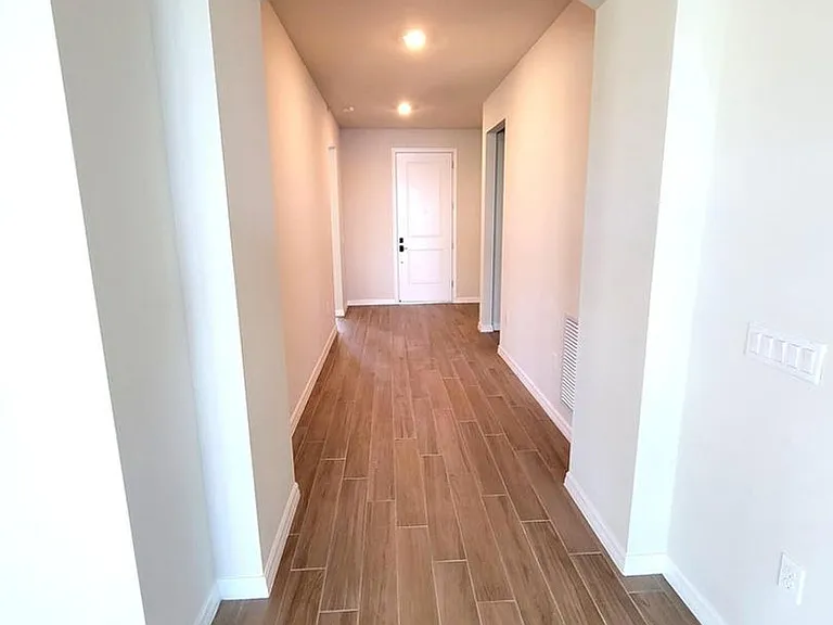 8295 Vaulting Dr — Photo 6
