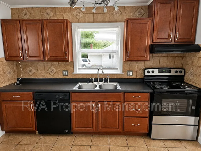 4812 Gilmour Rd — Photo 7
