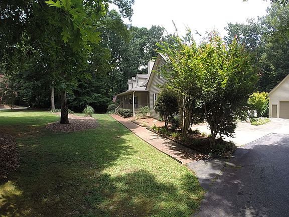5th image of 349 Plantation Dr